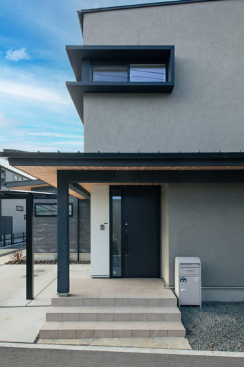 水平ラインを強調した外観デザイン