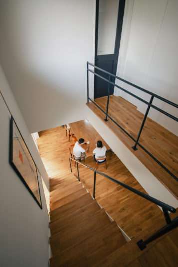 家具や雑貨を楽しめるよう余白を残したインテリアデザイン