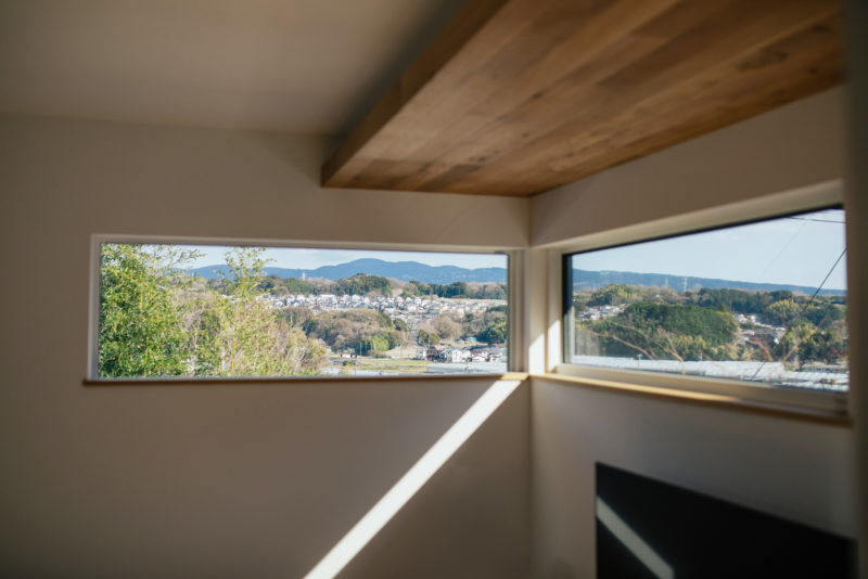 三島の山並みを借景